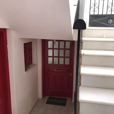 Cozy And Peaceful In The Center Of Naxos *