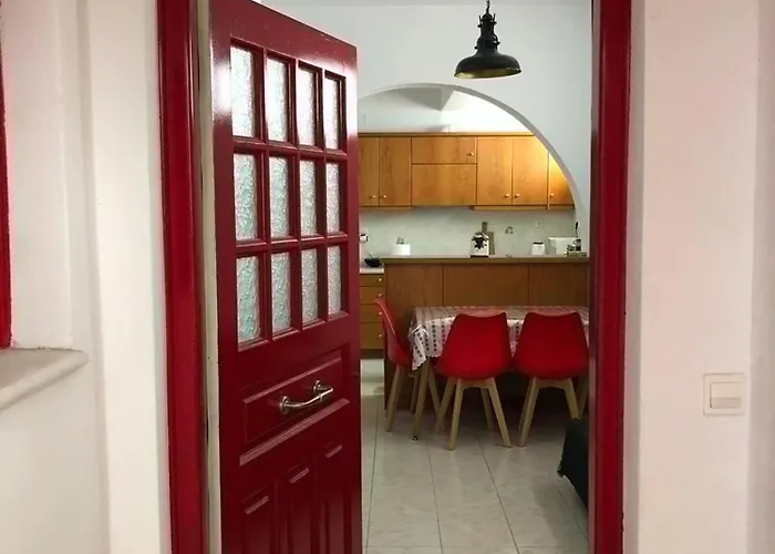 Cozy And Peaceful In The Center Of Naxos Apartment