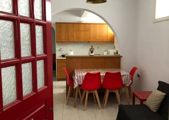 Apartment Cozy And Peaceful In The Center Of Naxos Naxos City